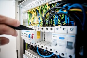 Električar i kunće elektro instalacije